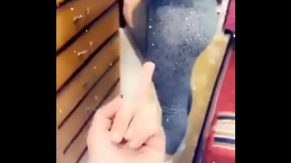 صديقتي الممحونة طيزها يوجعها