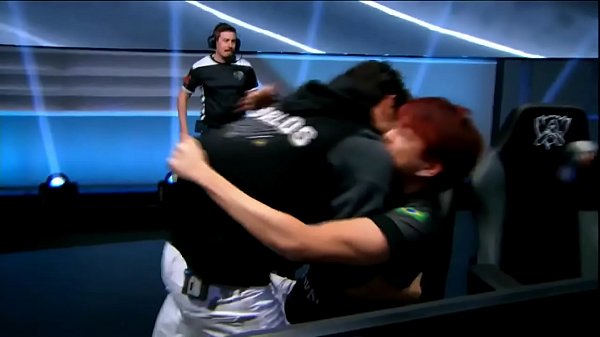 time brasileiro fudendo gostoso com 5 chineses